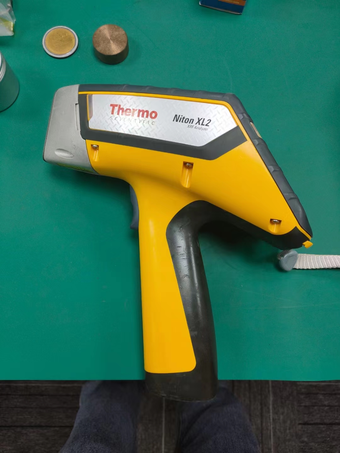 手持式合金(jīn)光譜儀 手持式合金(jīn)光譜儀